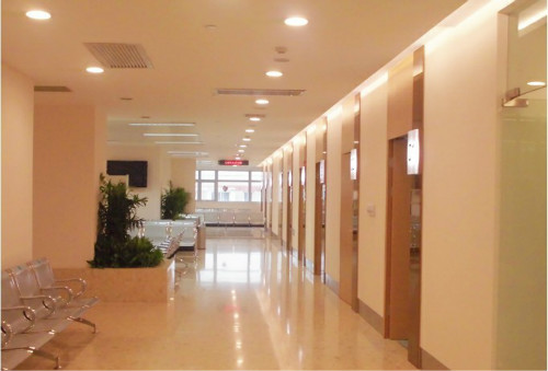 上海长海医院体检中心走廊