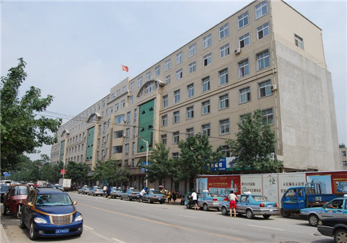 瓦房店中心医院体检中心外景2