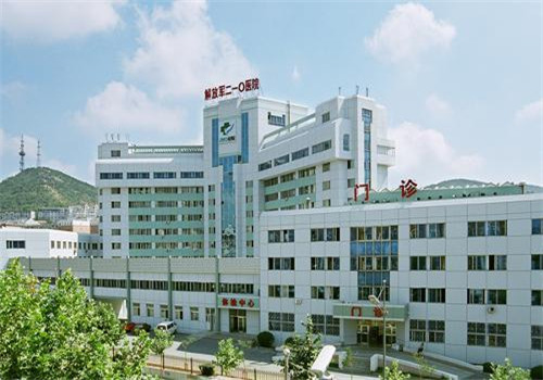 大连中国人民解放军第210医院PET-CT体检中心大门入口