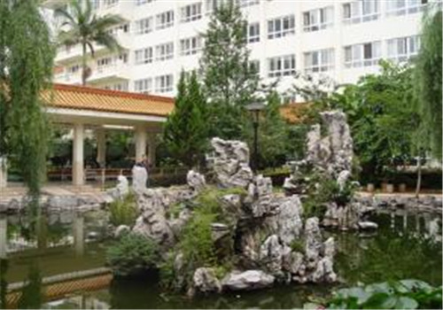 玉溪人民医院体检中心院内环境