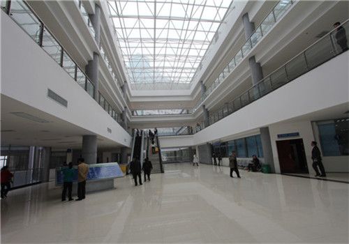 贵溪人民医院体检中心大厅