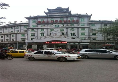 兴义人民医院体检中心大楼