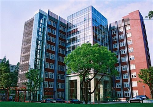 上海龙华医院体检中心外景