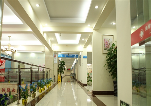 上海海淞医院体检中心走廊
