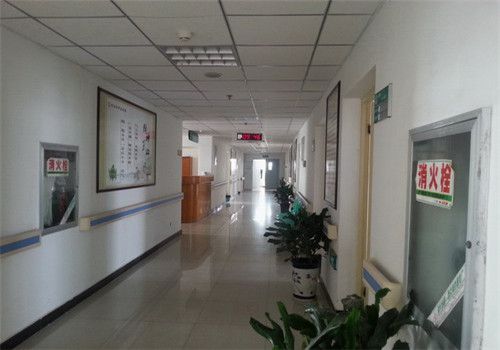 渭南中医医院体检中心走廊