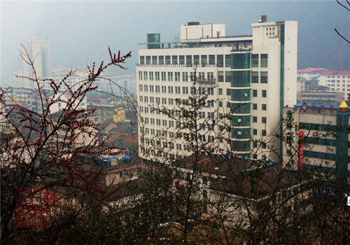 镇巴县人民医院体检中心外景