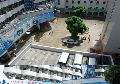 湛江中心人民医院体检中心院内环境