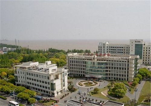 崇明县中心医院体检中心外景