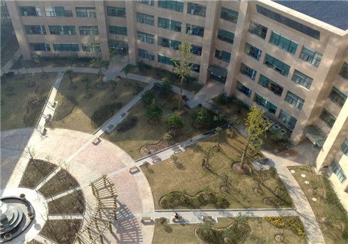 上海南汇区中心医院体检中心院内环境