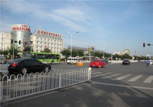 天津武清区人民医院体检中心周围街景