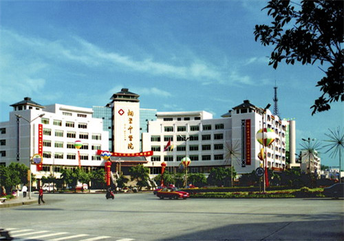 重庆铜梁县中医院体检中心外景 重庆铜梁县中医院体检中心外景