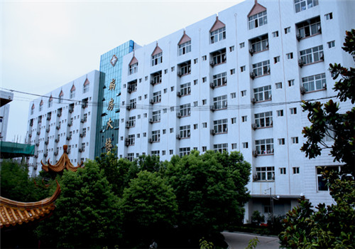 东海县人民医院体检中心病房大楼