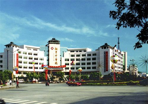 铜梁县中医院体检中心外景