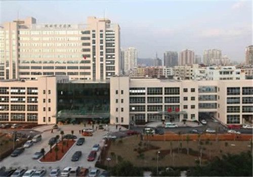 瑞安市中医院体检中心外景