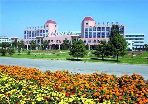 乌海市人民医院体检中心外景
