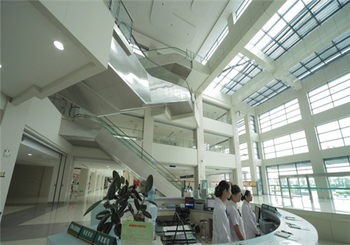 南京医科大学附属江苏盛泽医院体检中心服务台 南京医科大学附属江苏盛泽医院体检中心服务台