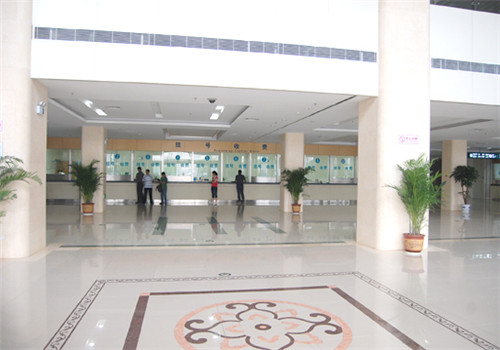 无锡市惠山区人民医院体检中心大厅