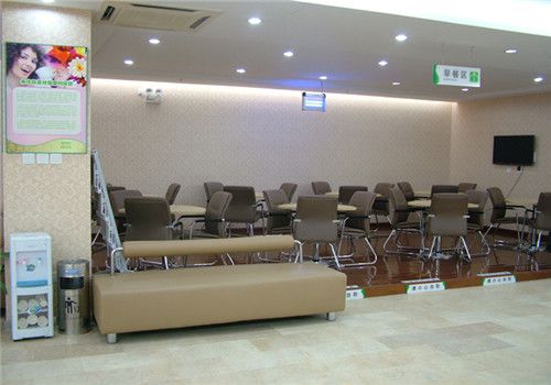 现代阳光武汉体检中心早餐区