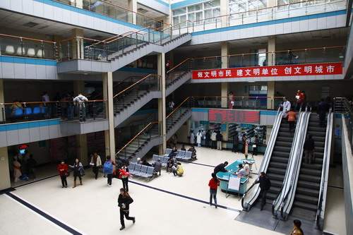 无锡市锡山区人民医院体检中心大厅 无锡市锡山区人民医院体检中心大厅