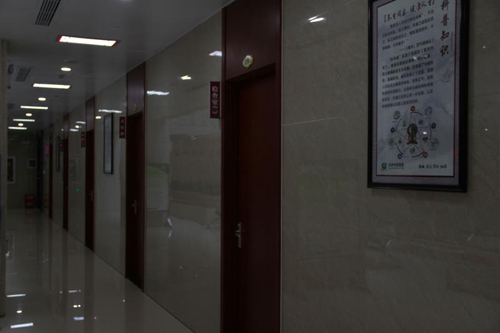 常州市武进中医院体检中心走廊 常州市武进中医院体检中心走廊
