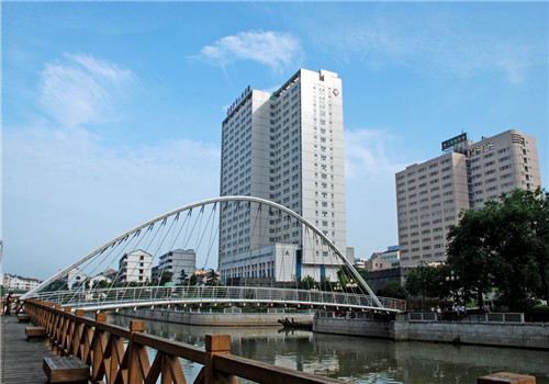d6db9aa53ad63049f21802ebd54f2dc3.jpg
