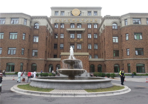 546a1ac2-67ae-4c3e-bee8-39d5110413d0.jpg