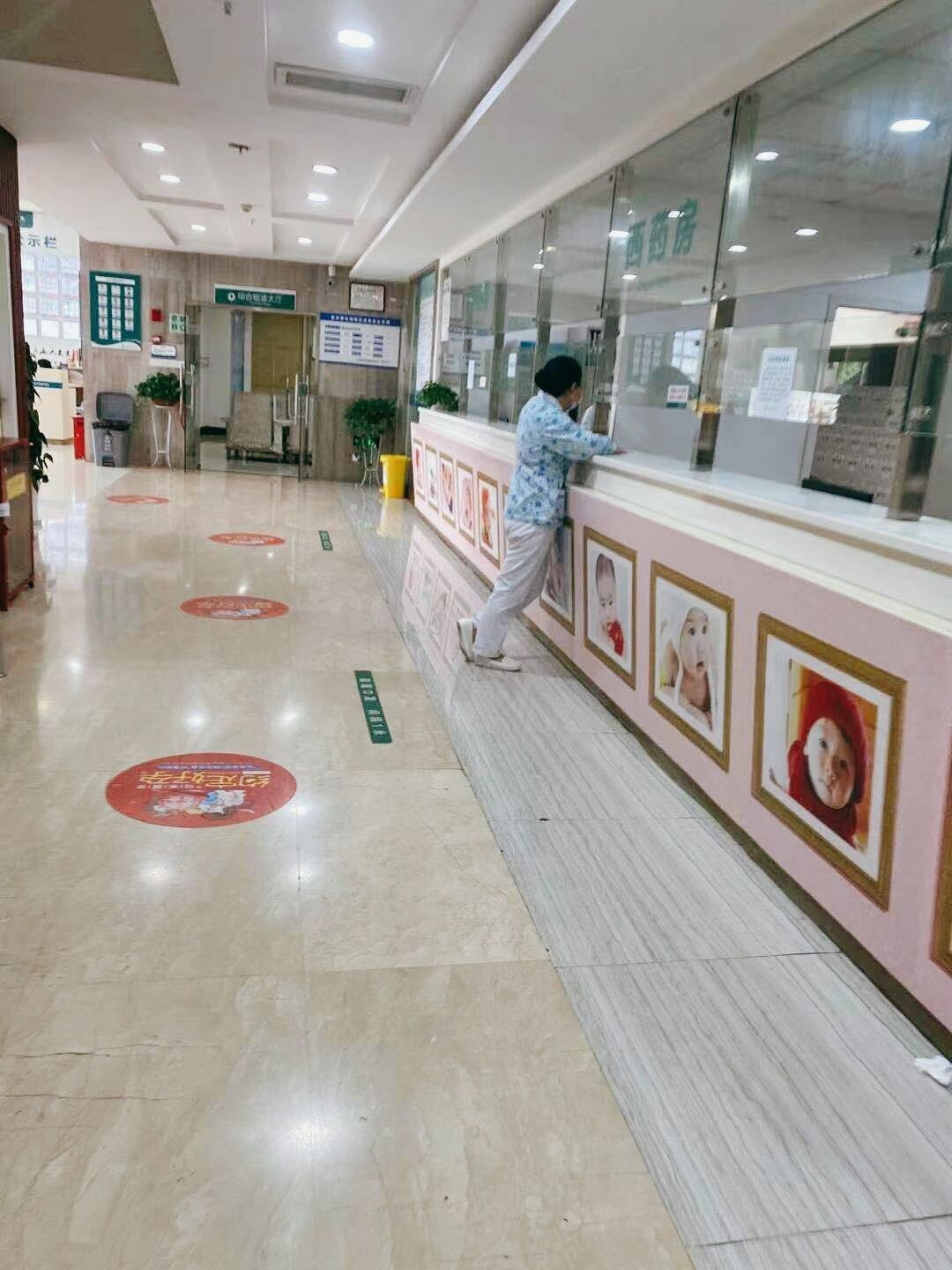 重庆送子鸟医院体检中心