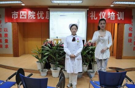 避免饮酒和剧烈运动 避免饮酒和剧烈运动