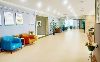 预约时请选择“周末可约”套餐，平台会自动过滤不可检项目。